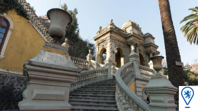 El Cerro Santa Lucía: Historia y Paisajes Urbanos